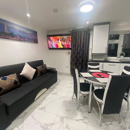 The Royal Boutique Oxford Lodge By London Sleep 6 Hayes  Ngoại thất bức ảnh