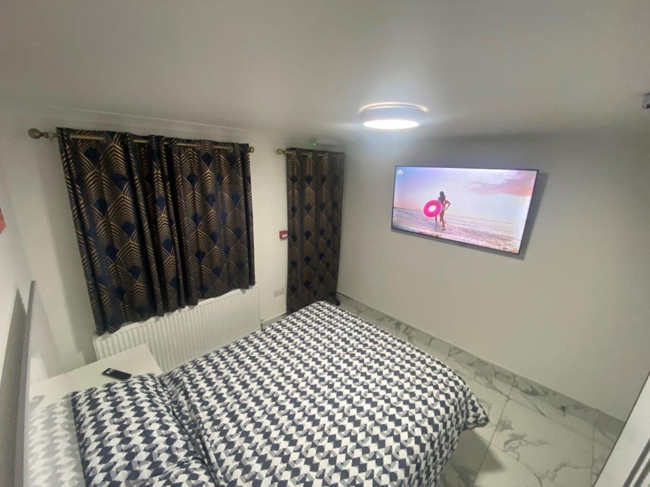 The Royal Boutique Oxford Lodge By London Sleep 6 Hayes  Ngoại thất bức ảnh
