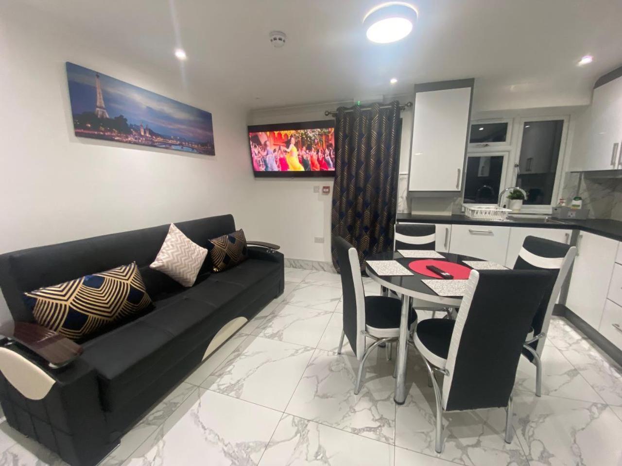 The Royal Boutique Oxford Lodge By London Sleep 6 Hayes  Ngoại thất bức ảnh