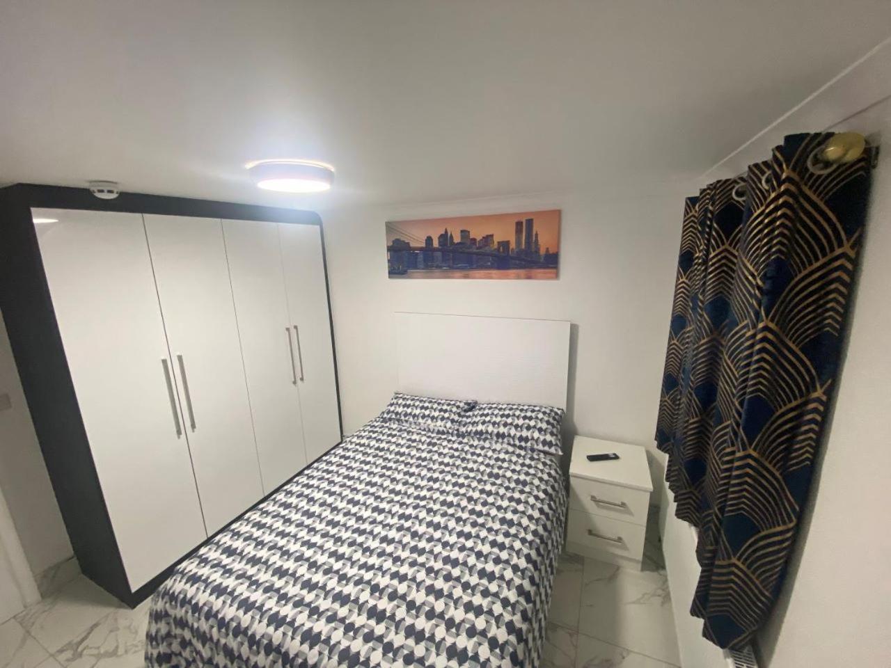 The Royal Boutique Oxford Lodge By London Sleep 6 Hayes  Ngoại thất bức ảnh