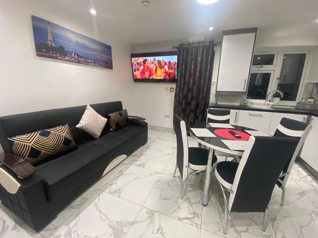 The Royal Boutique Oxford Lodge By London Sleep 6 Hayes  Ngoại thất bức ảnh