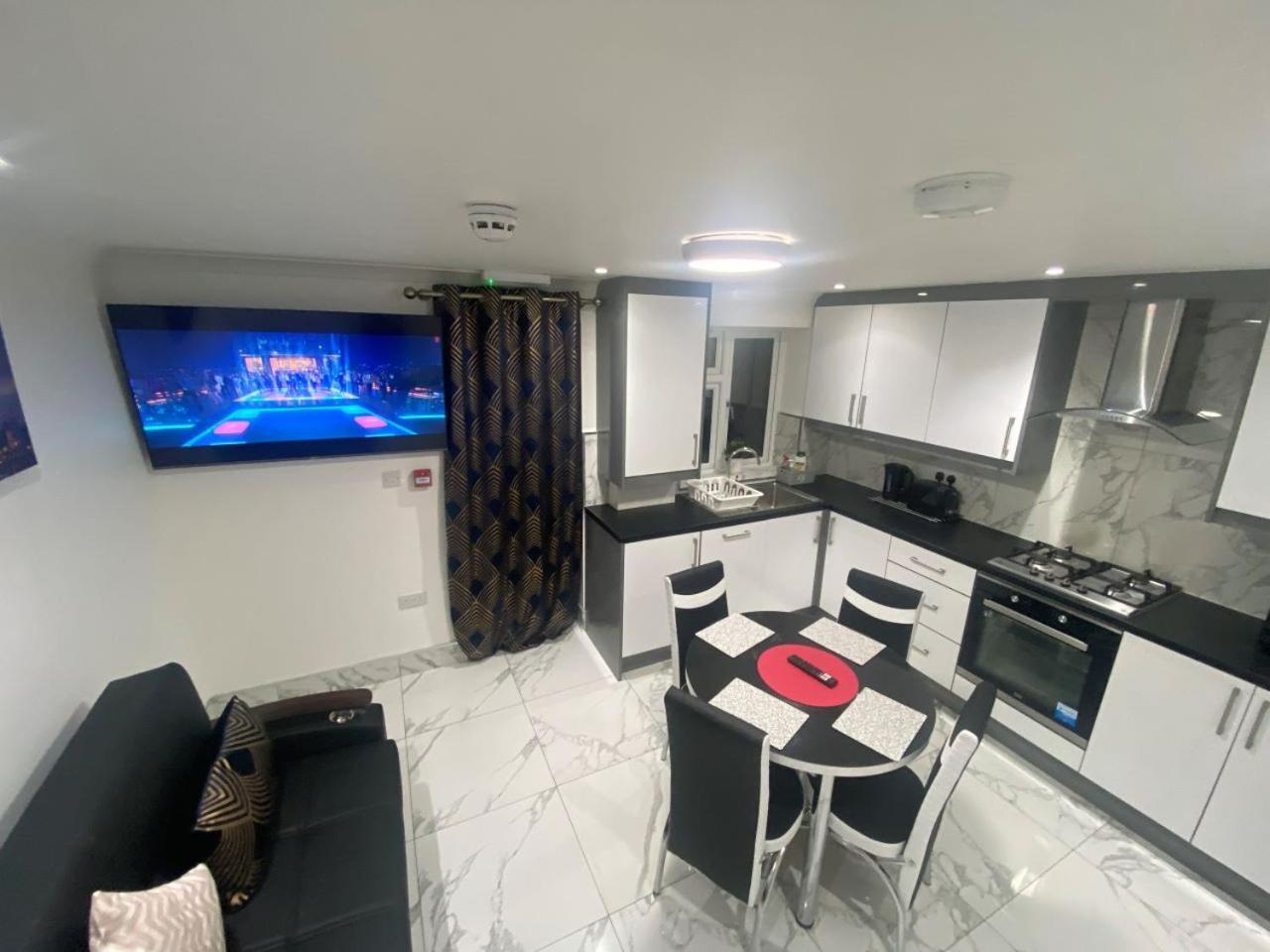 The Royal Boutique Oxford Lodge By London Sleep 6 Hayes  Ngoại thất bức ảnh
